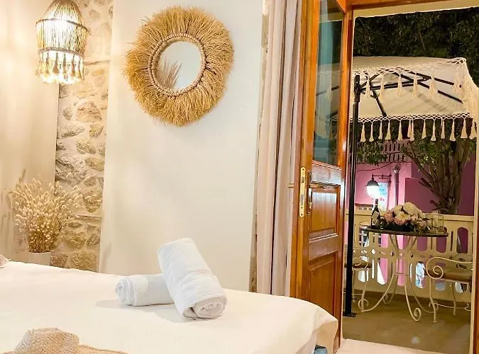 Bohemian Boutique Apartment *