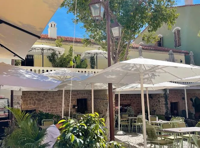 Daire Bohemian Boutique